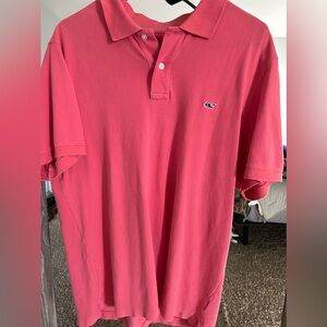 Men’s Vineyard Vines button polo shirt.